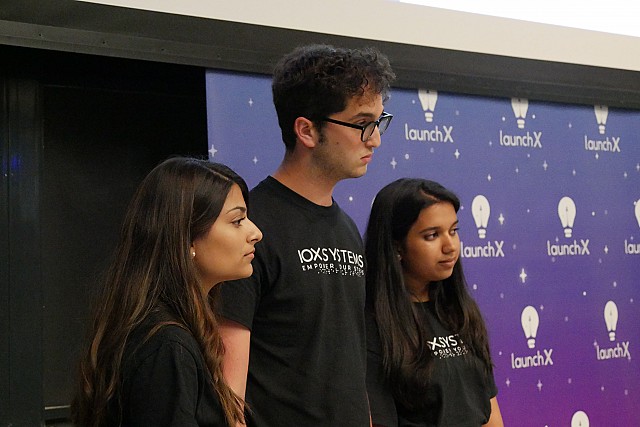 Aashni Sawhney and team IOX systems at LaunchX demo day
